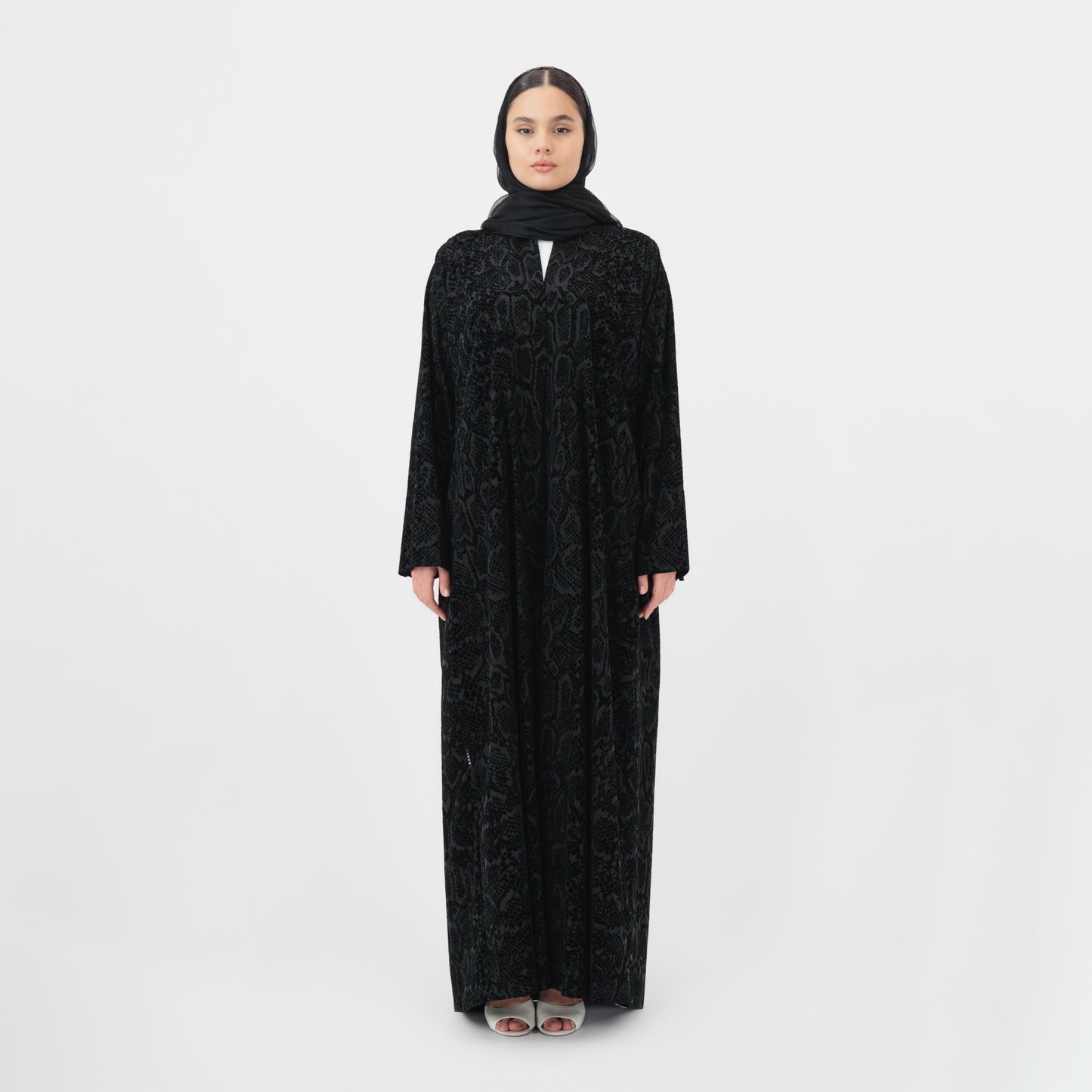 Scale Velvet - Black