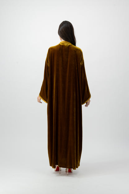 Velvet bisht abaya in Mustard by GREI