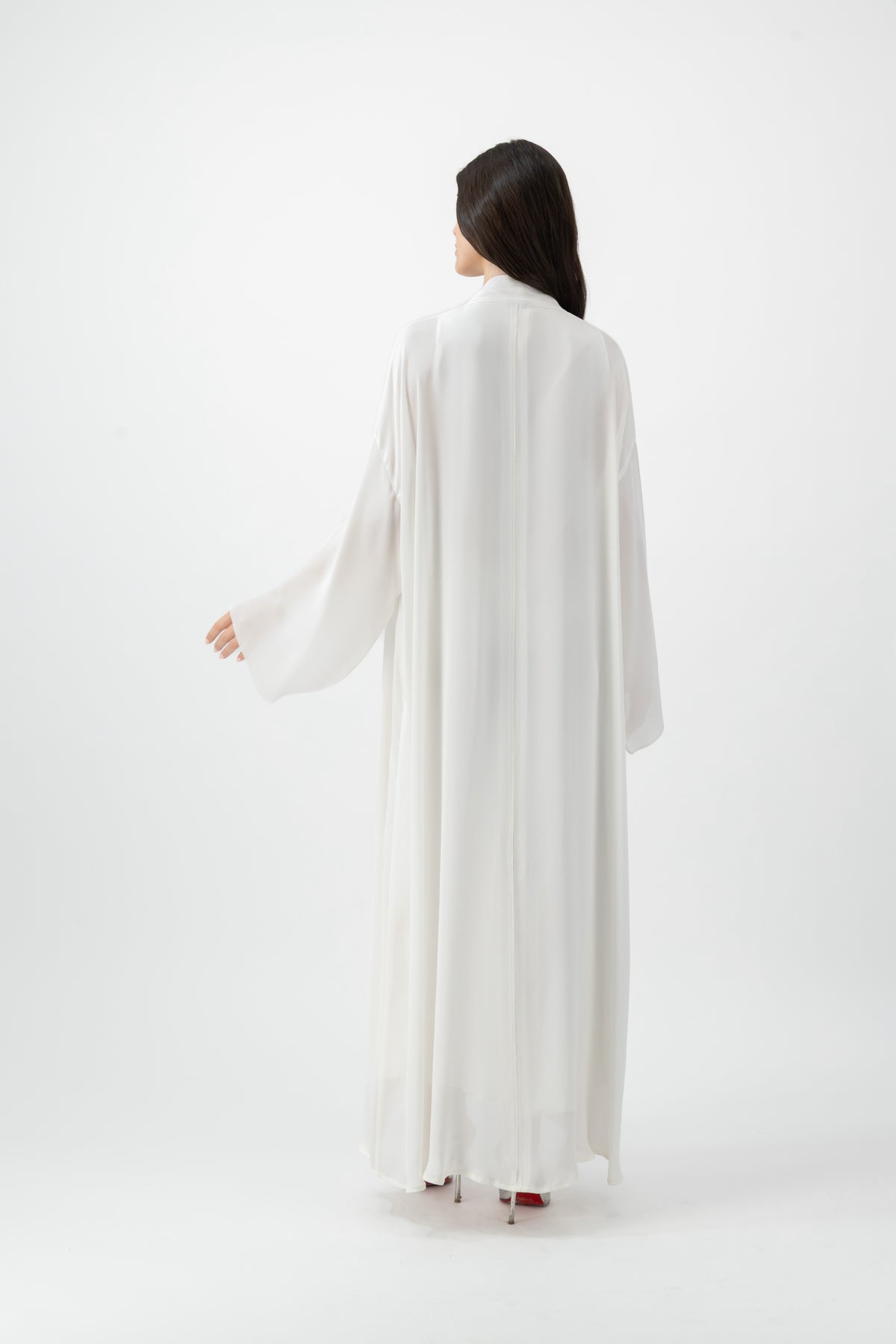 Silk Golden bisht abaya in White by GREI