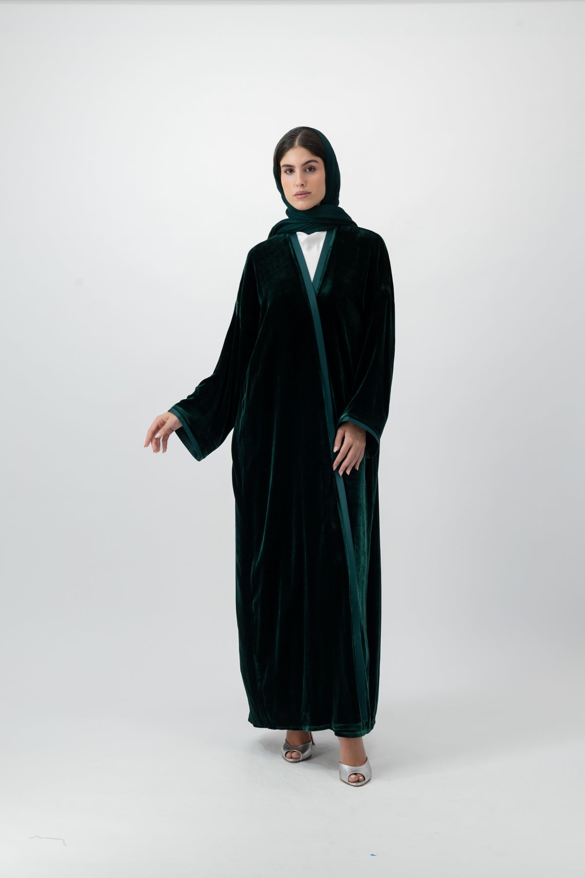 Velvet bisht abaya in Emerald Green by GREI