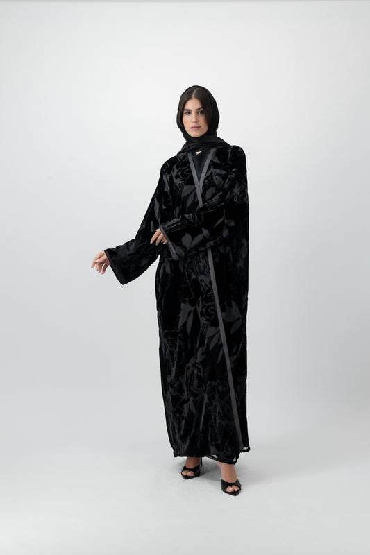 Bloom velvet bisht abaya in Black by GREI
